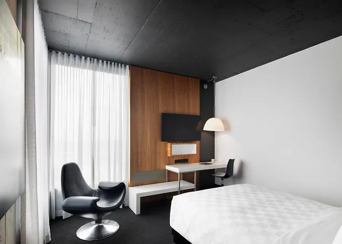 Alt Hotel Toronto Airport